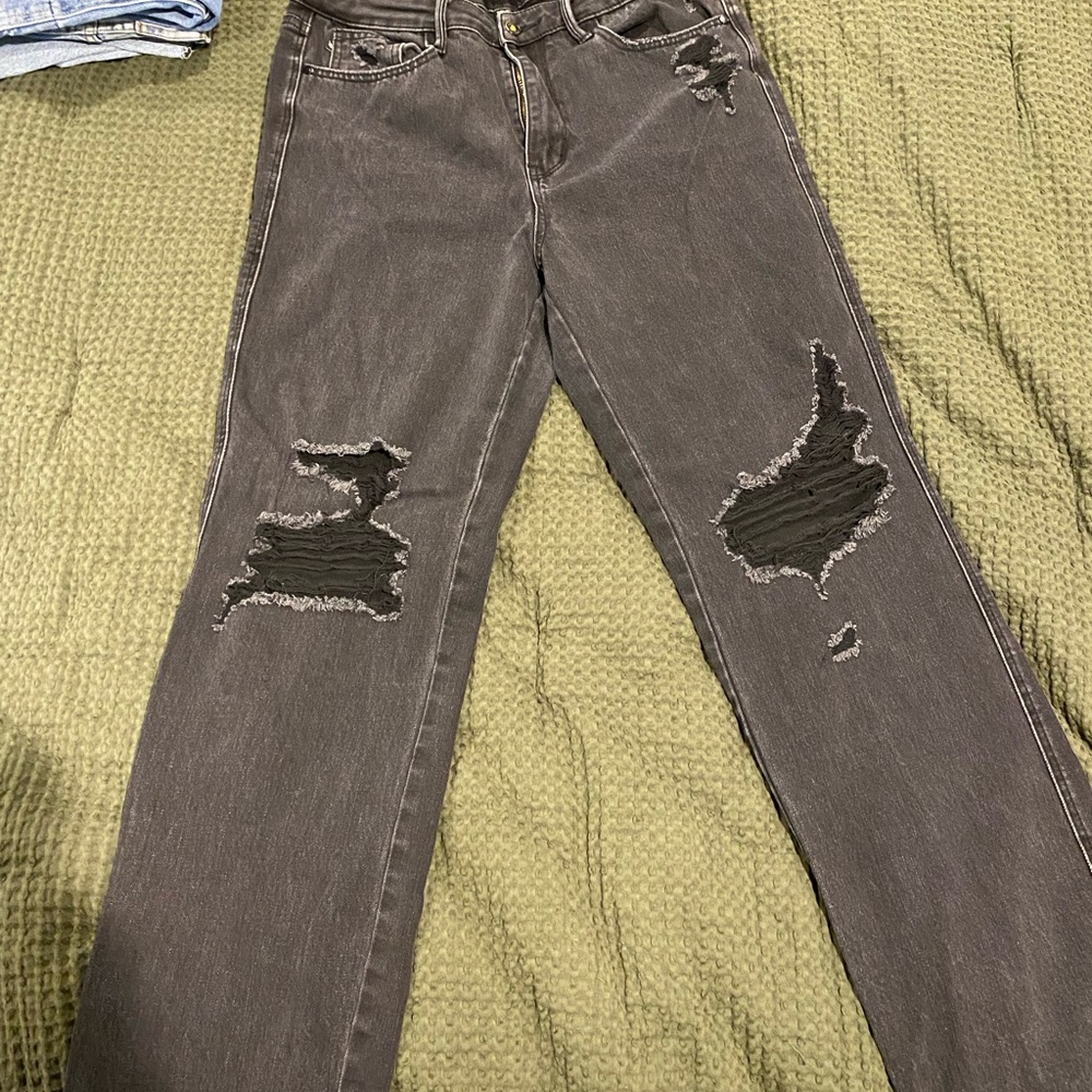 Judy Blue Gray Straight Leg Jeans with Distressed Design